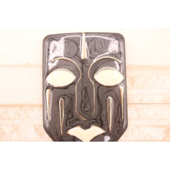 Vintage Face Mask Design Brooch Pin Abstract Black Enamel MCM Ethnic Art Deco - Picture 2 of 9
